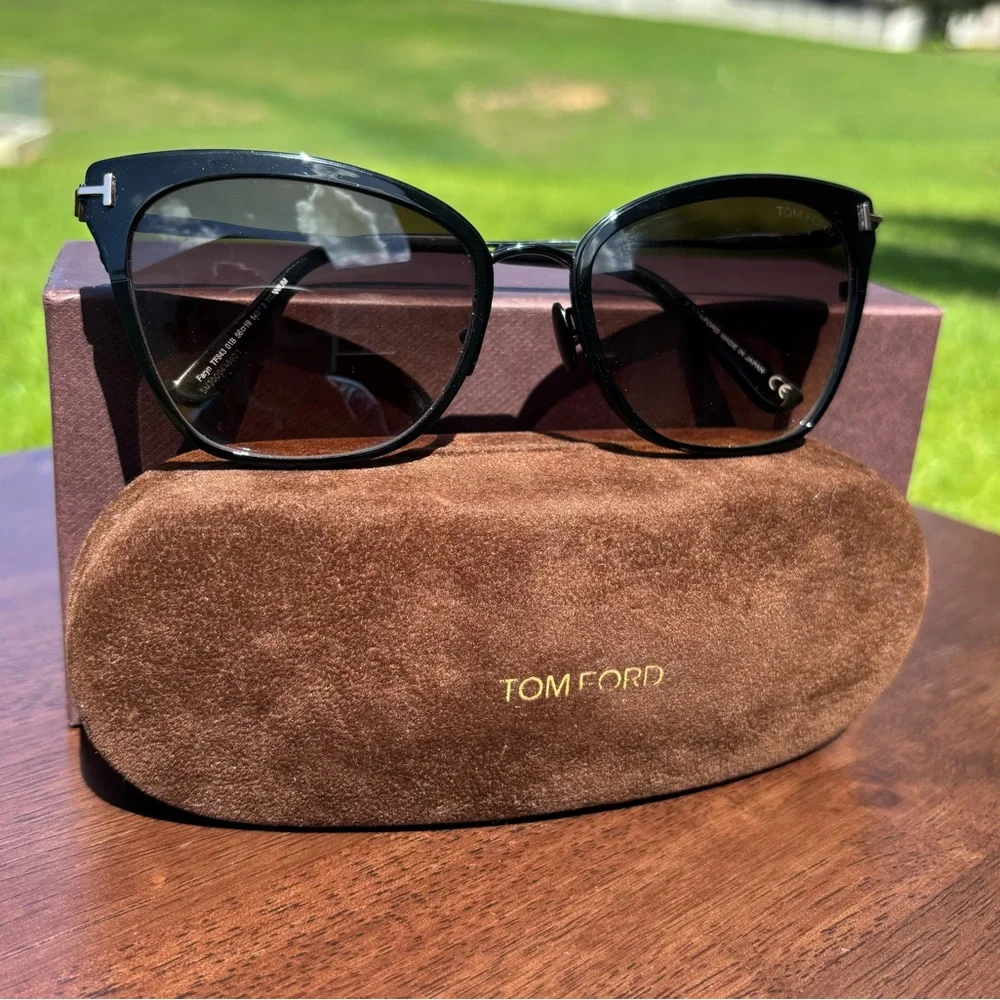 Tom Ford Women's Black Cat-Eye Sunglasses with Dark Lenses